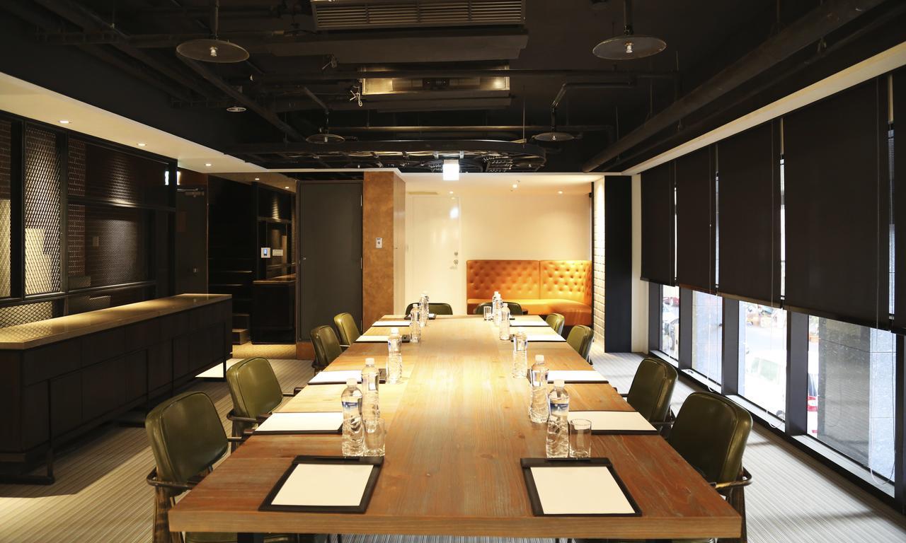 Greet Inn Kaohsiung Bagian luar foto